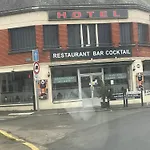 & Restaurant Isvara 호텔