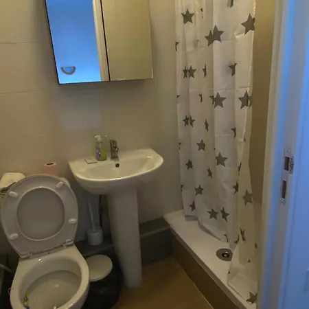 & Restaurant Isvara Breteuil