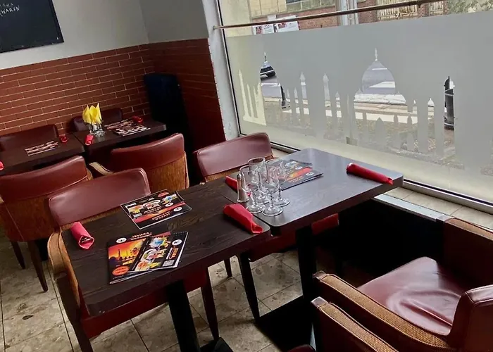 Hotel Hôtel&restaurant Isvara Breteuil