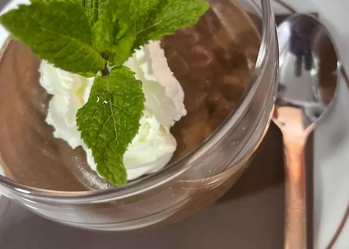 Hôtel&restaurant Isvara 3*