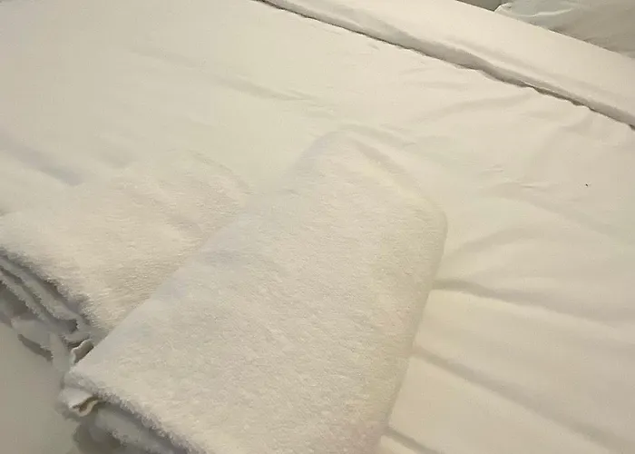 Hôtel&restaurant Isvara Hotel 3*