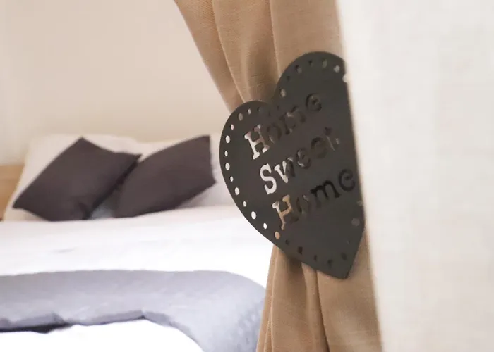 Hotel Hôtel&restaurant Isvara 3*